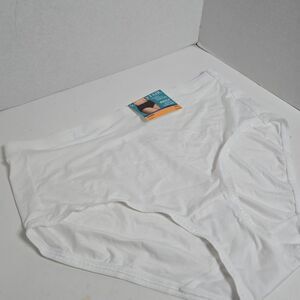 Vanity Fair Underwear Womens 7 L White High Cut Brief Stretch 13463 1 Pair NWT